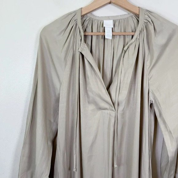 H&M Womens Size Xsmall Calf  Length Oversize Beige Midi Dress - Picture 6 of 16